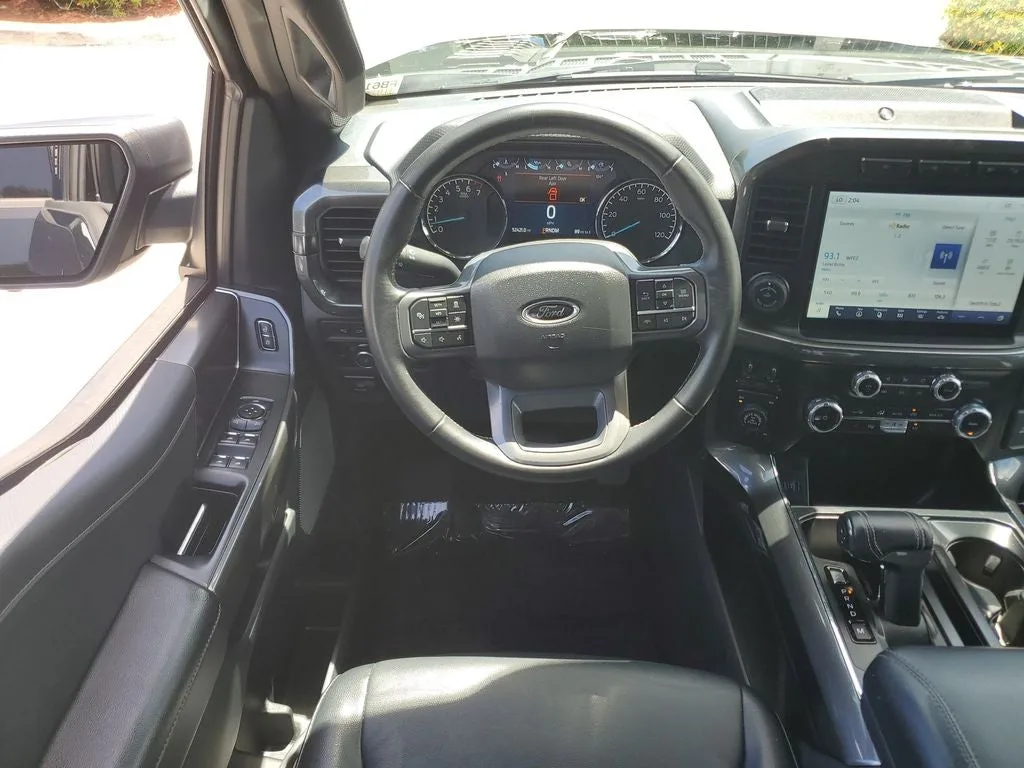 2023 Ford F-150 XLT photo 14