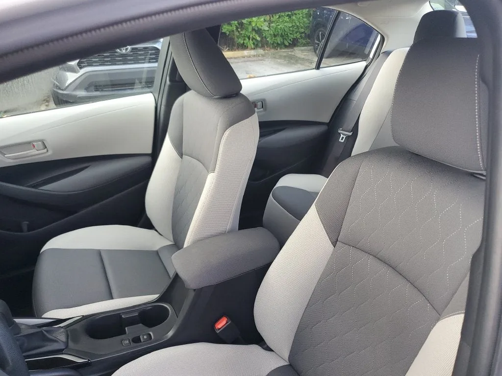 2024 Toyota Corolla LE photo 19