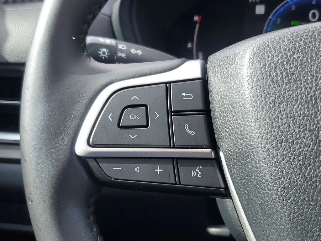 2024 Toyota Grand Highlander XLE photo 24