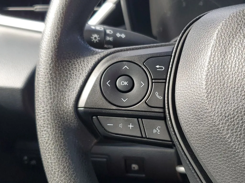 2024 Toyota Corolla Hybrid LE photo 23