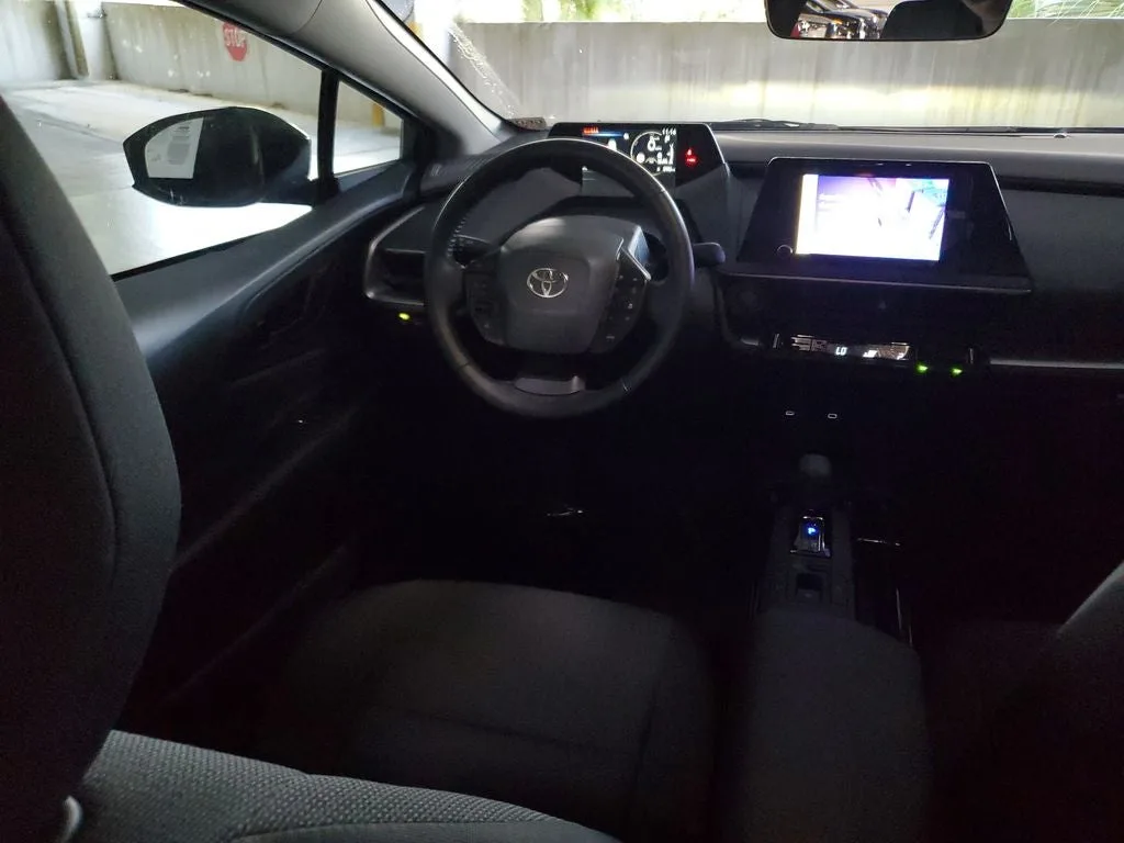 2026 Toyota Prius LE photo 13