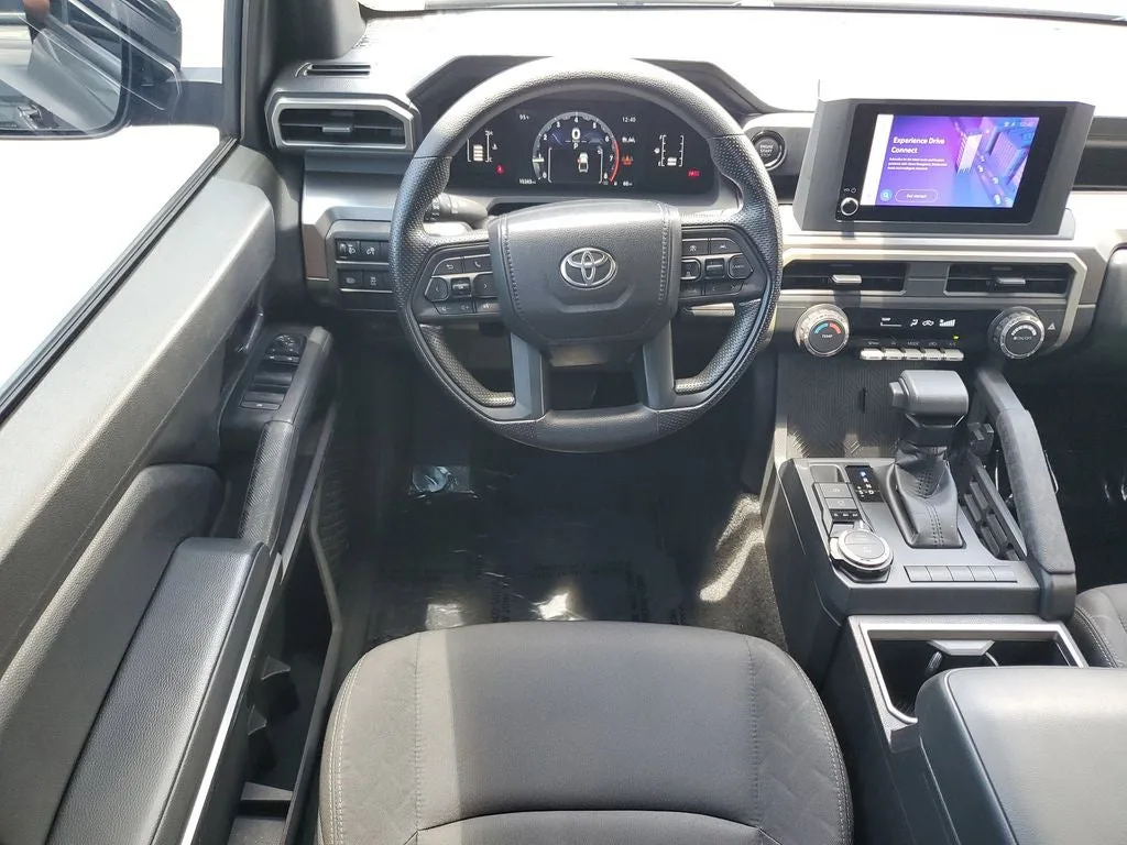 2025 Toyota Tacoma SR5 photo 14