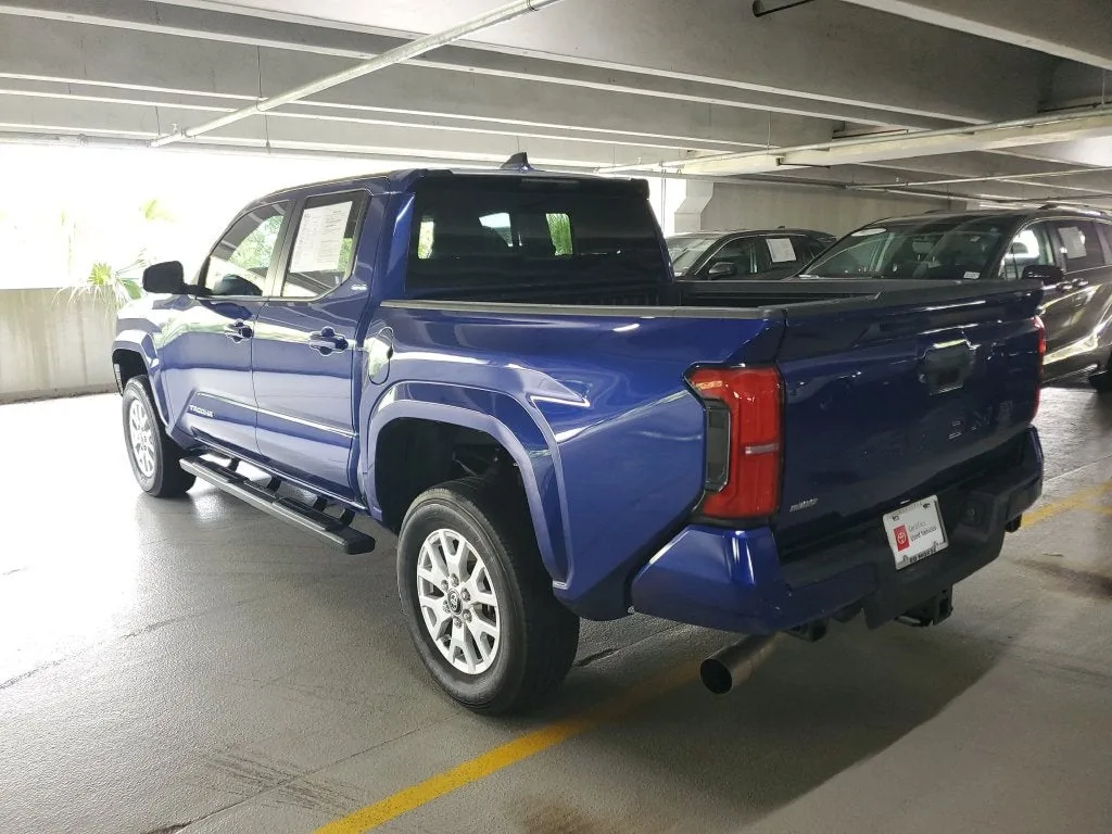 2024 Toyota Tacoma SR5 photo 6