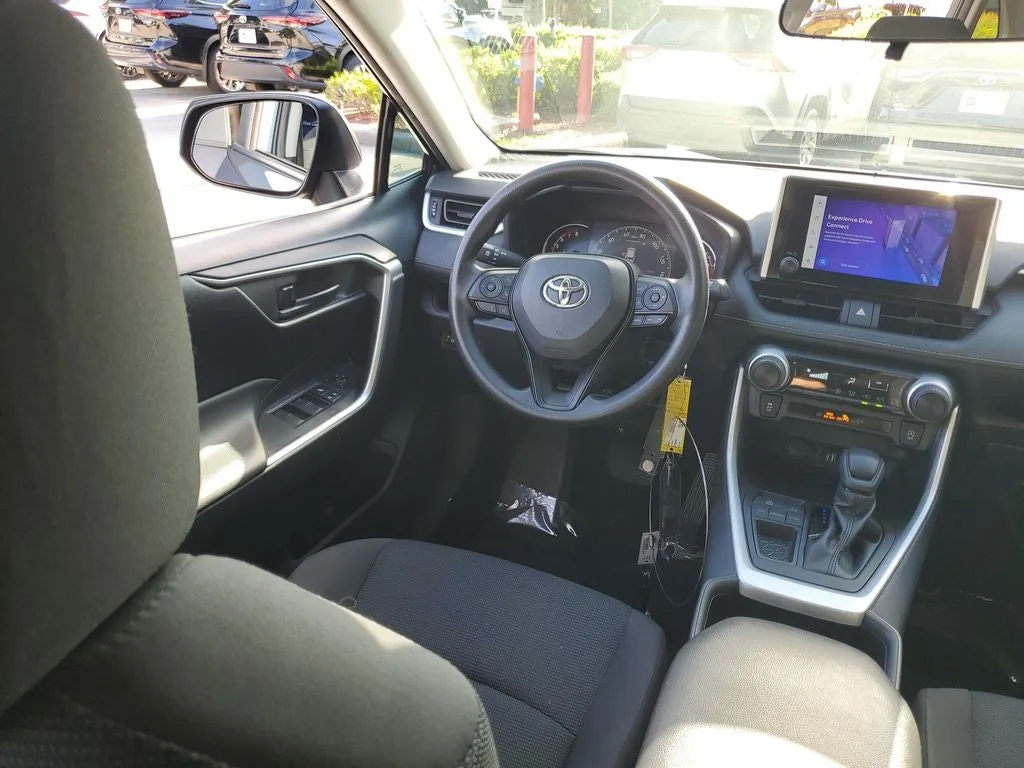 2024 Toyota RAV4 LE photo 13