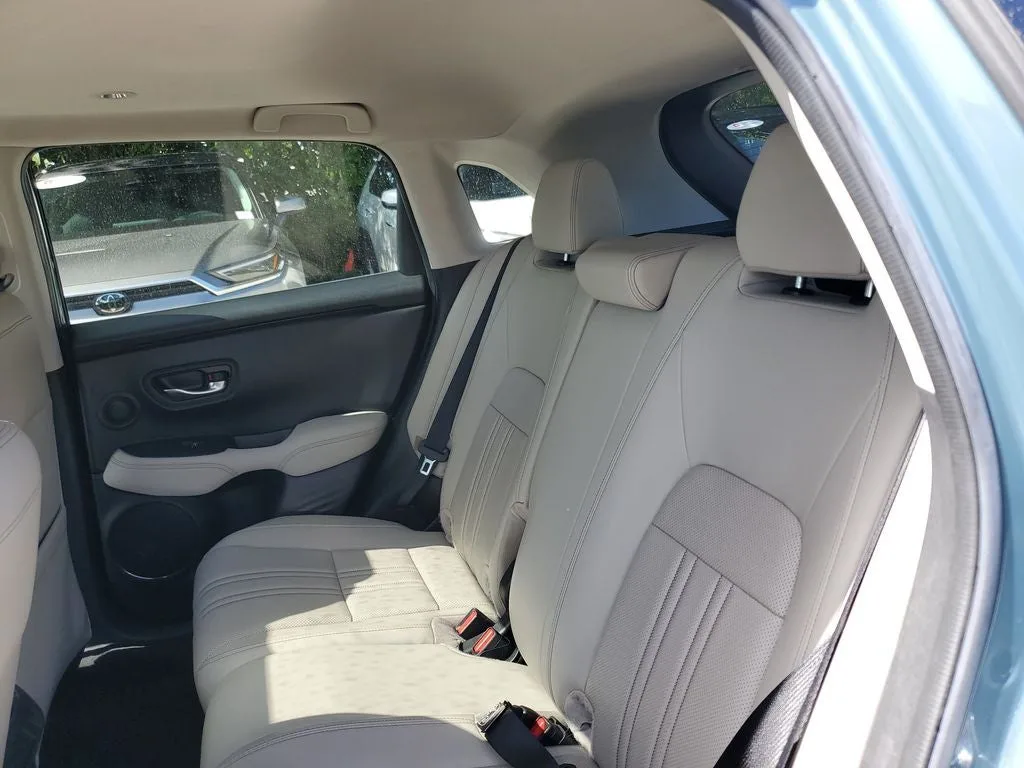 2023 Honda HR-V EX-L photo 12
