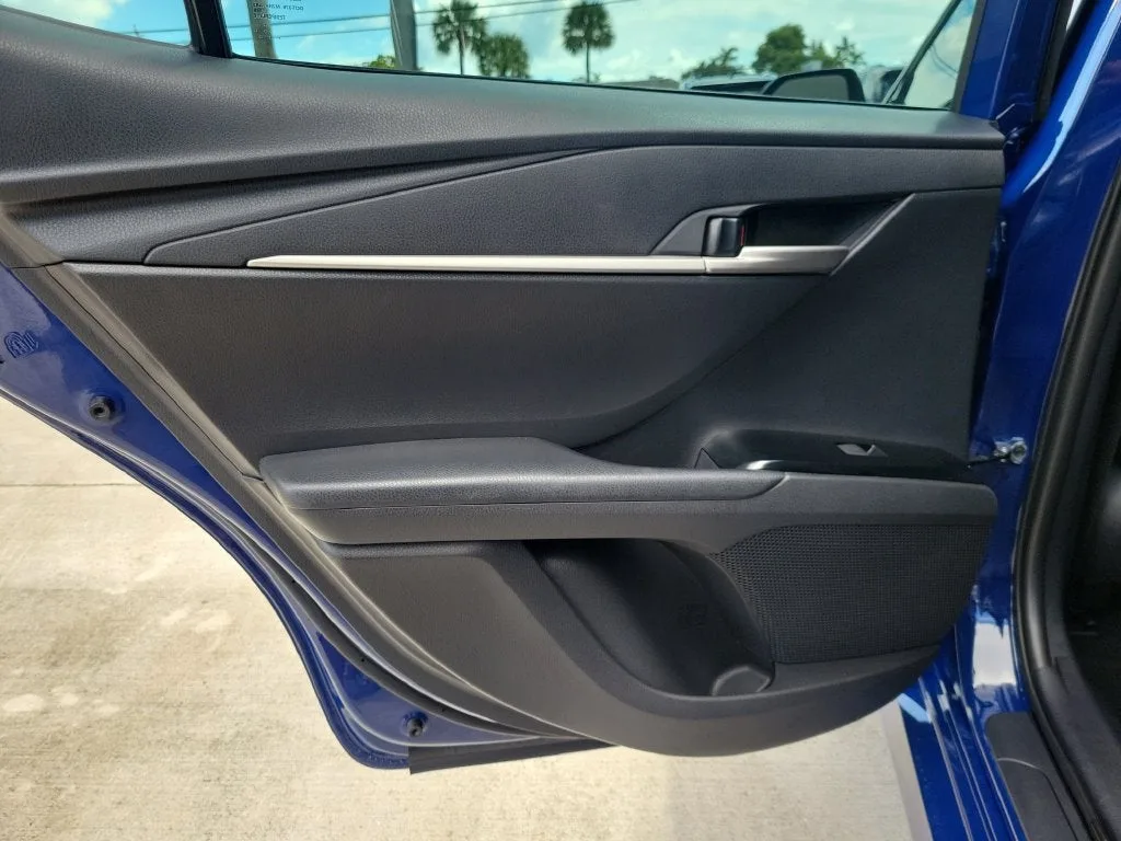 2025 Toyota Camry LE photo 10