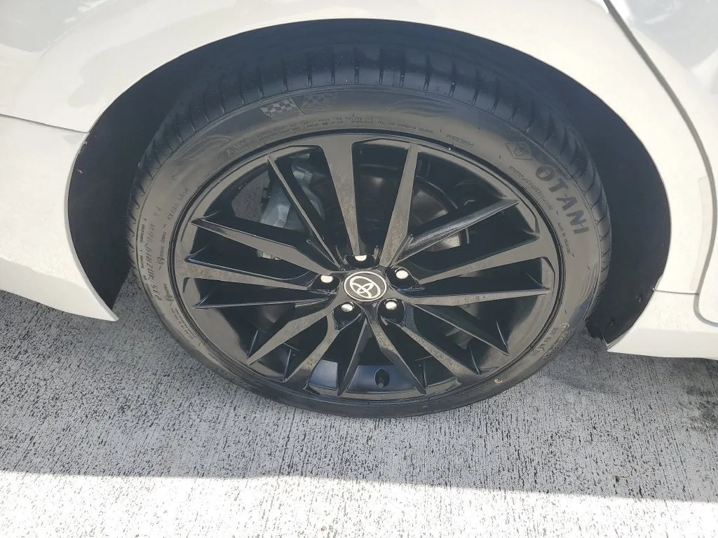 2024 Toyota Camry XSE photo 7