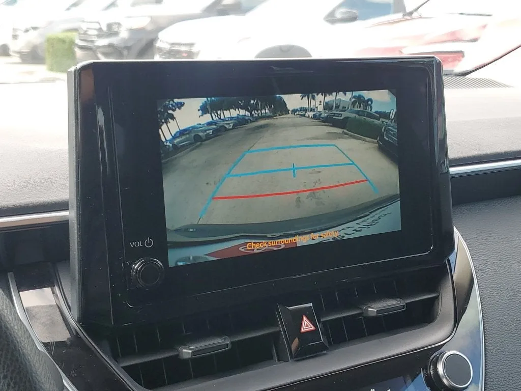 2024 Toyota Corolla LE photo 27