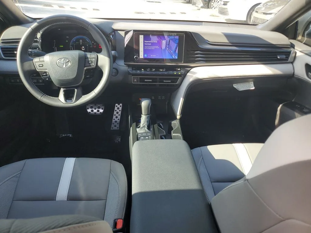 2026 Toyota Camry SE photo 14