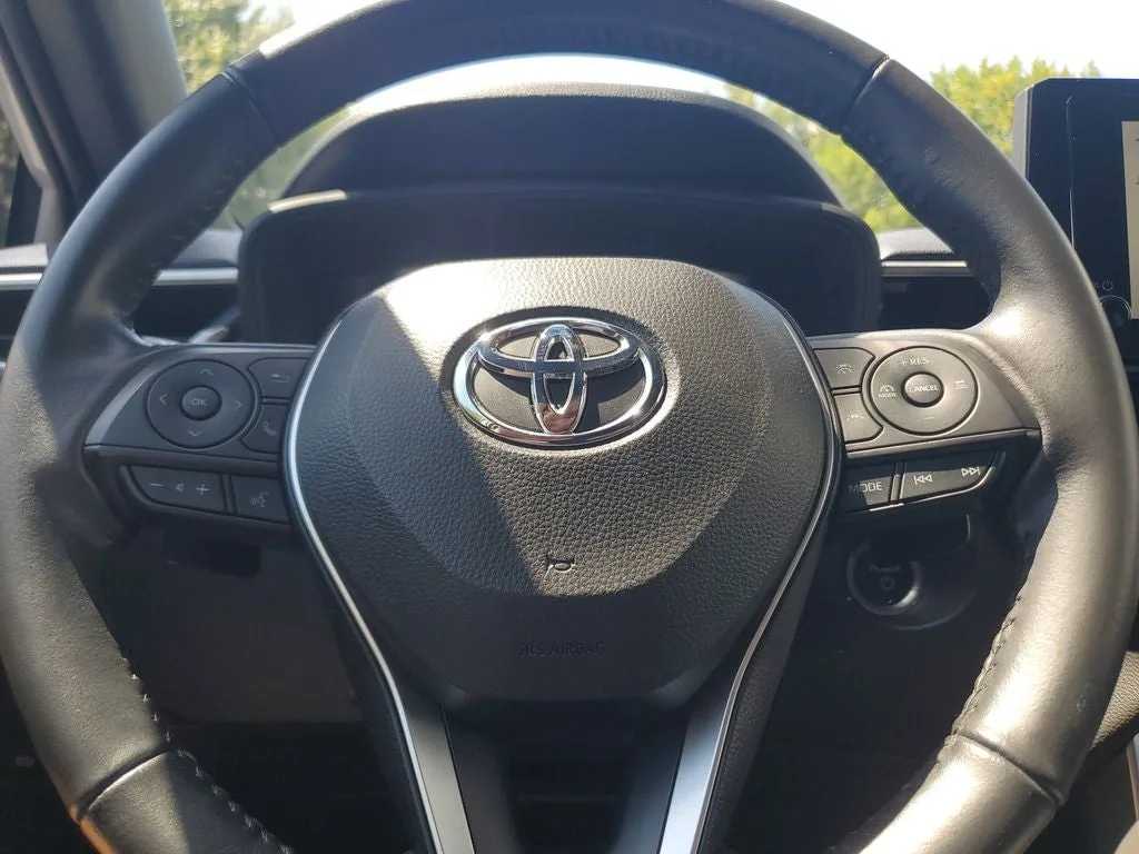 2023 Toyota Corolla Cross Hybrid SE photo 22
