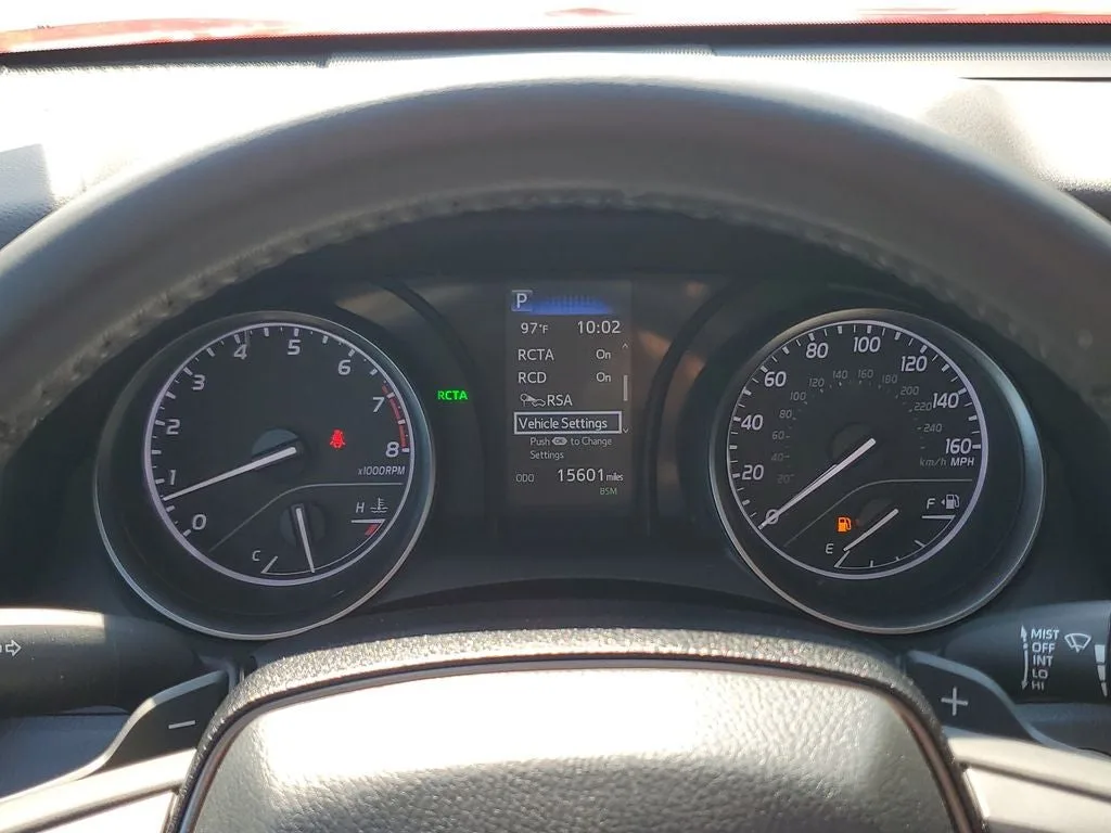 2023 Toyota Camry SE photo 23