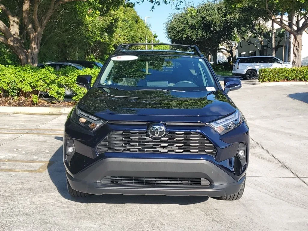 2024 Toyota RAV4 XLE Premium photo 2