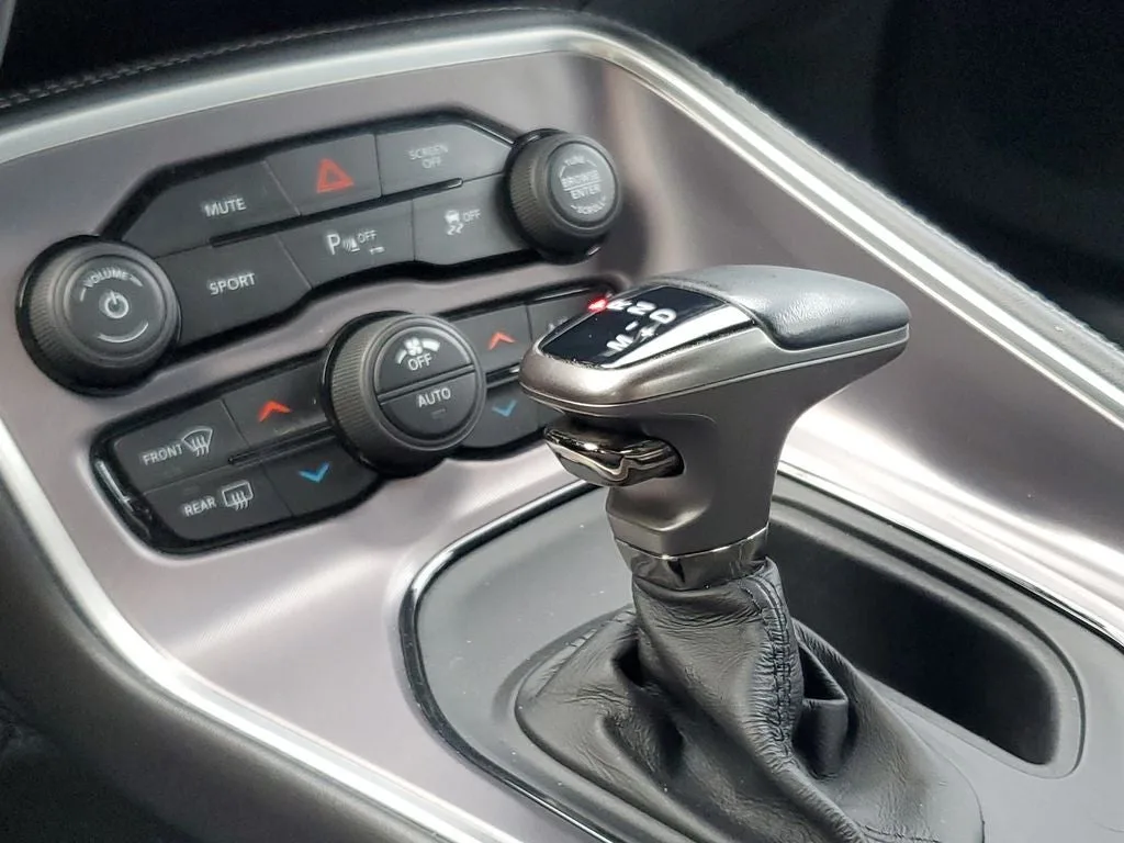 2019 Dodge Challenger SXT photo 28