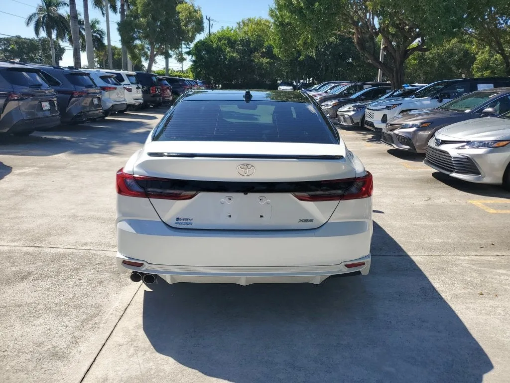 2025 Toyota Camry XSE photo 5
