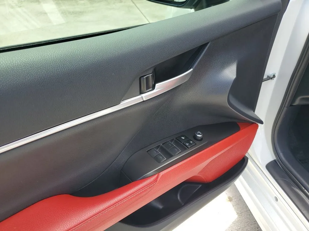 2024 Toyota Camry XSE V6 photo 15