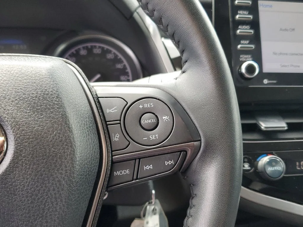 2024 Toyota Camry SE photo 23