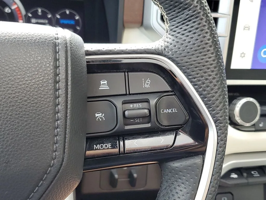 2025 Toyota Sequoia Capstone photo 24