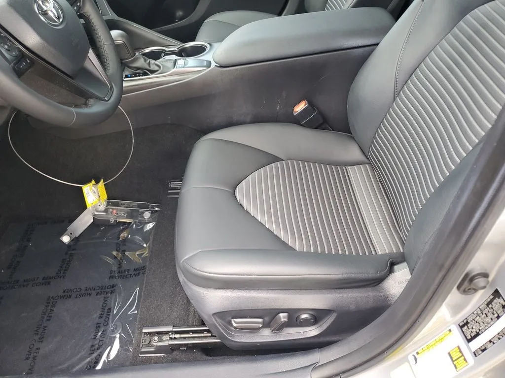 2024 Toyota Camry SE photo 20