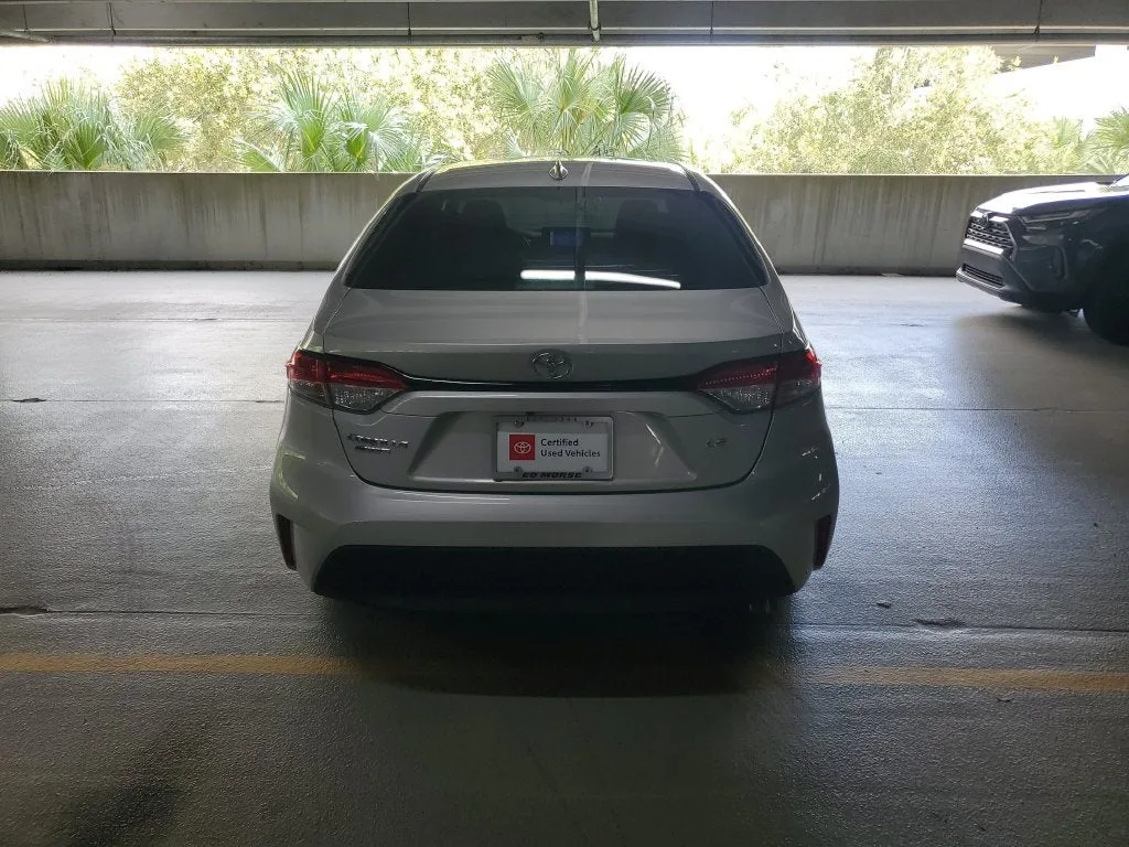 2024 Toyota Corolla LE photo 5