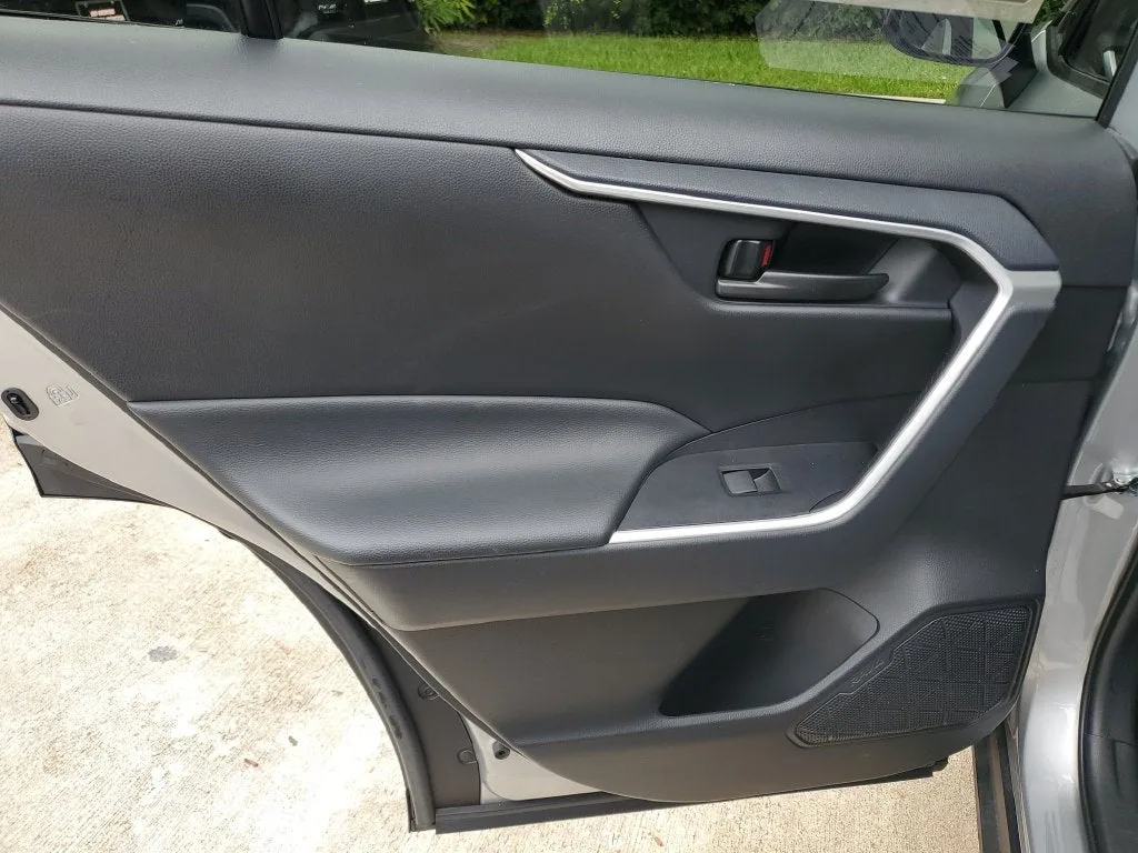 2024 Toyota RAV4 LE photo 11