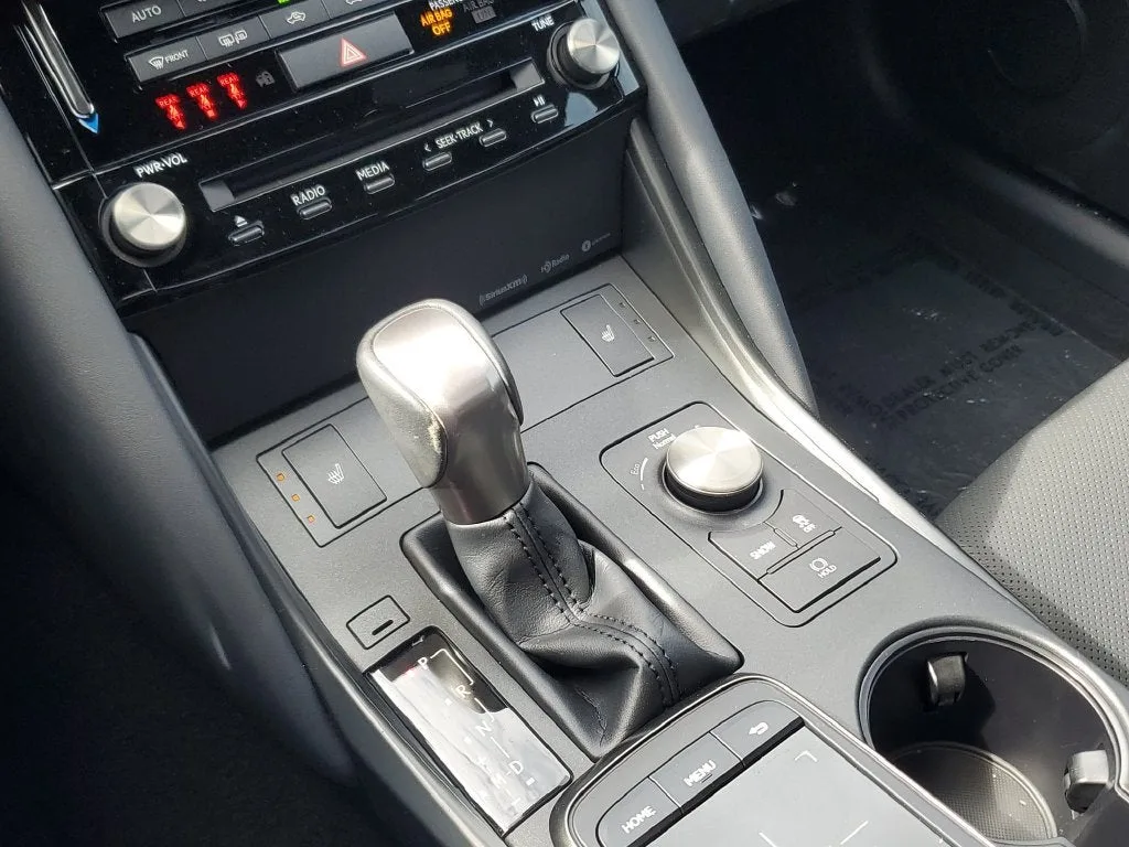 2024 Lexus IS 350 F SPORT Design photo 29