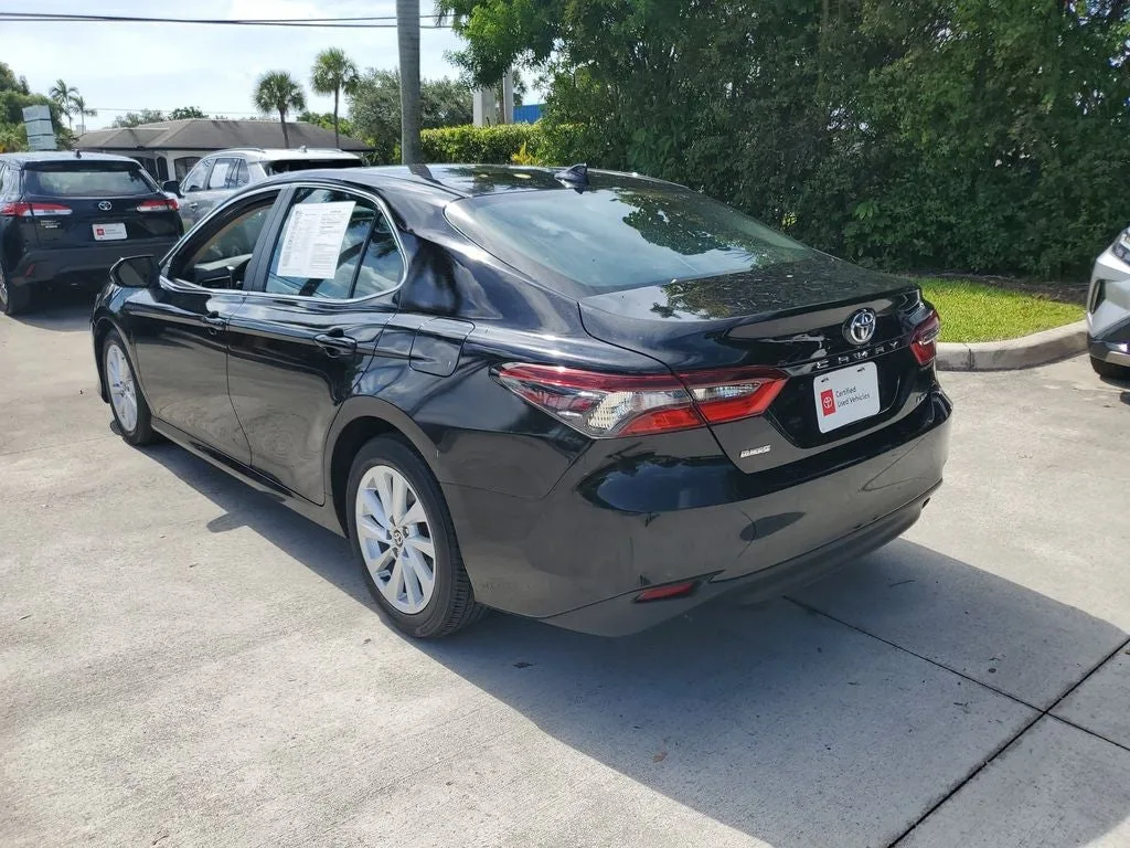 2024 Toyota Camry LE photo 5