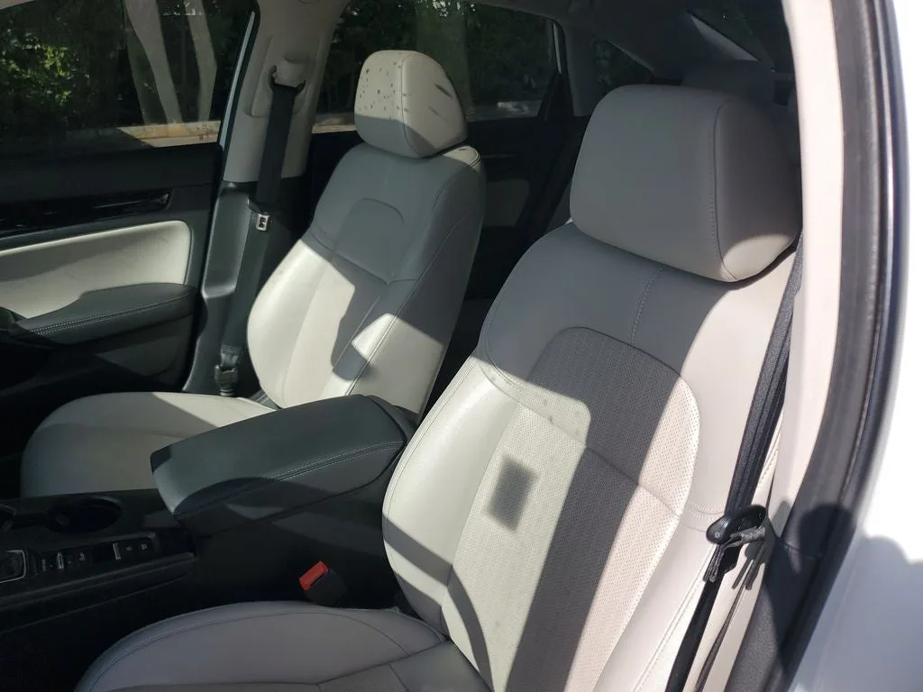 2024 Honda Civic Touring photo 20