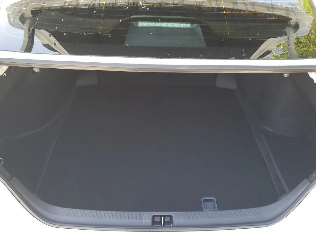 2026 Toyota Camry SE Nightshade photo 10