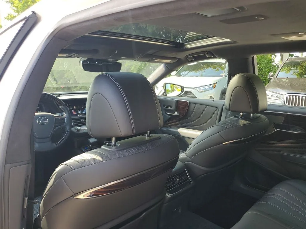 2018 Lexus LS 500 Base photo 12