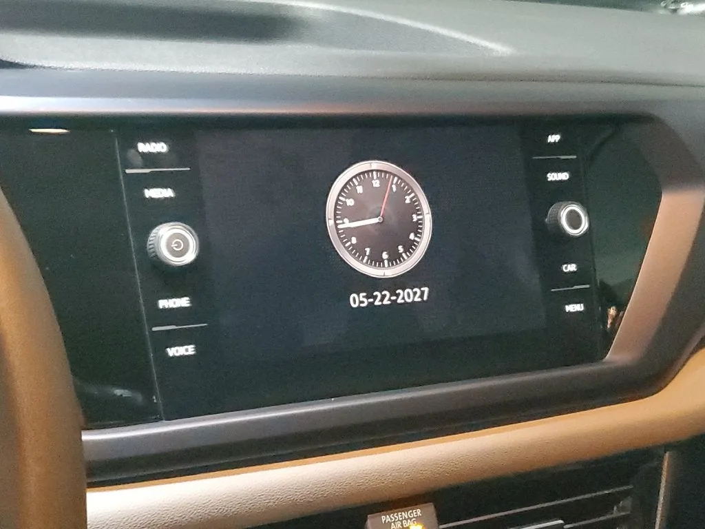 2022 Volkswagen Taos 1.5T SE photo 23