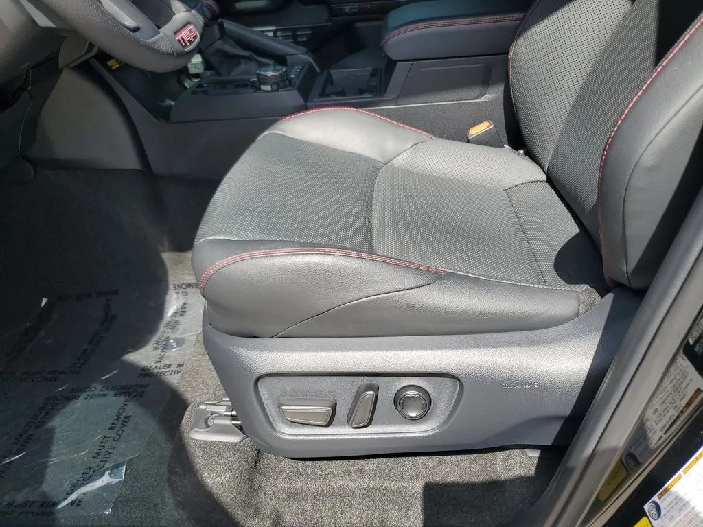 2025 Toyota 4Runner i-FORCE MAX Hybrid TRD Pro photo 21