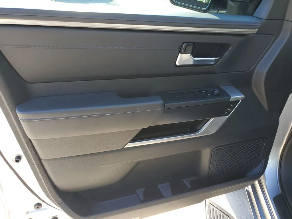 2025 Toyota Sequoia Platinum photo 13