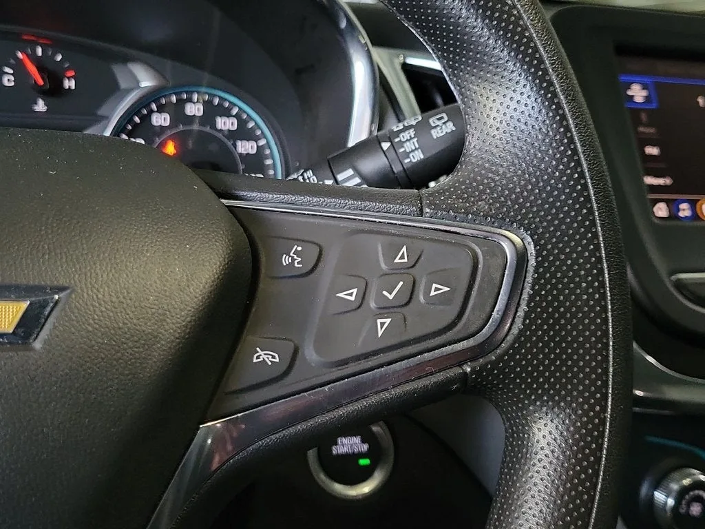 2024 Chevrolet Equinox LS photo 25