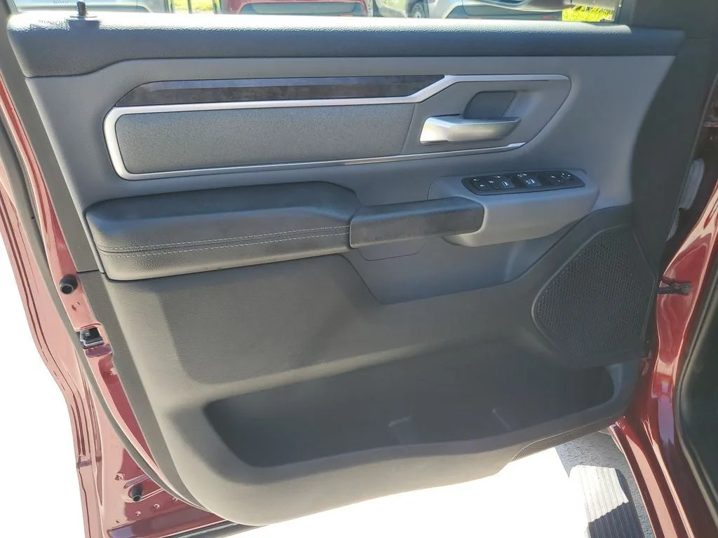 2023 RAM 1500 Big Horn/Lone Star photo 17