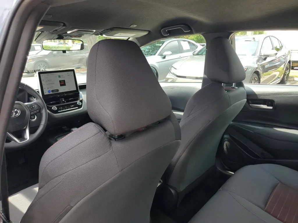 2026 Toyota Corolla SE photo 13