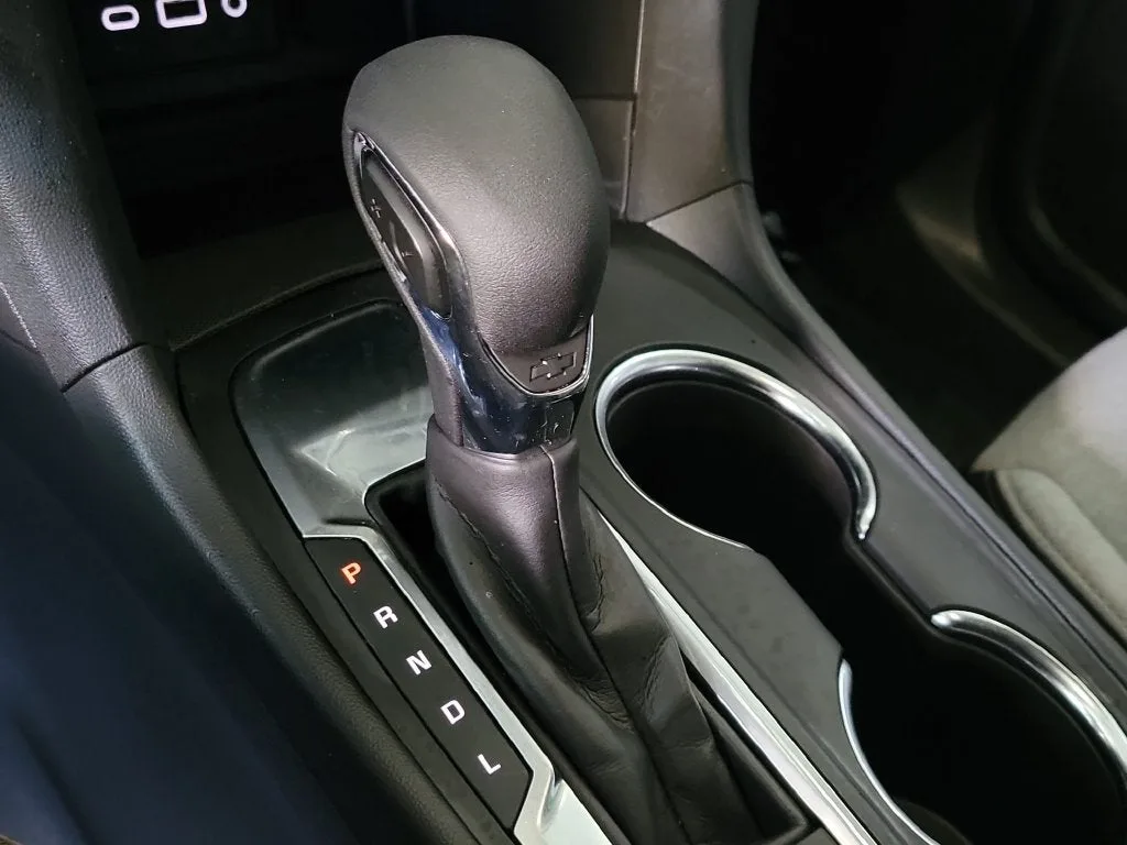 2024 Chevrolet Equinox LS photo 31