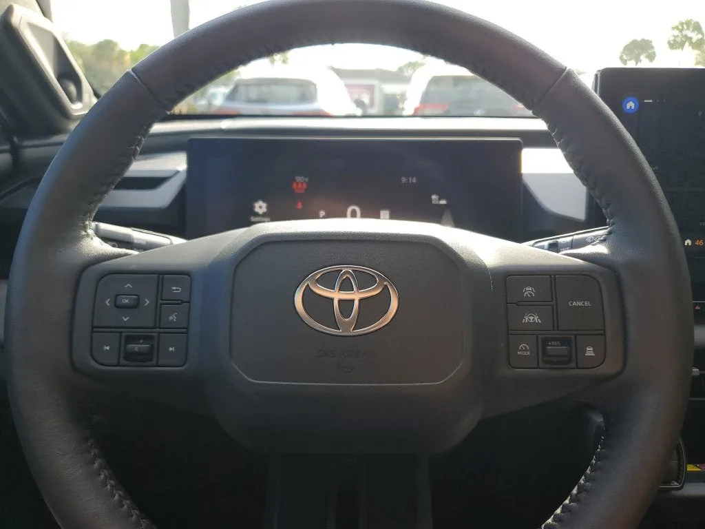 2026 Toyota RAV4 XSE photo 24