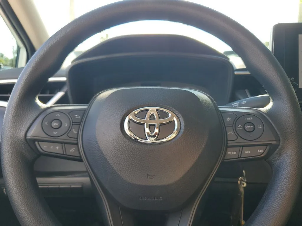 2024 Toyota Corolla LE photo 22