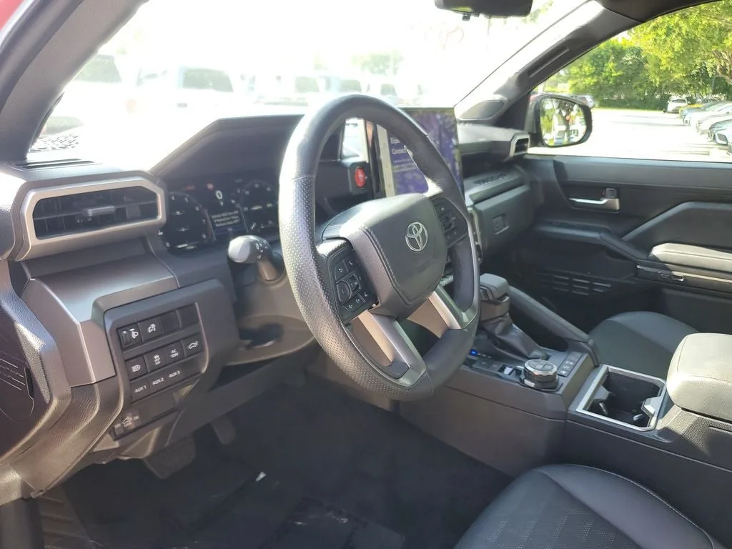 2024 Toyota Tacoma TRD Off-Road photo 22