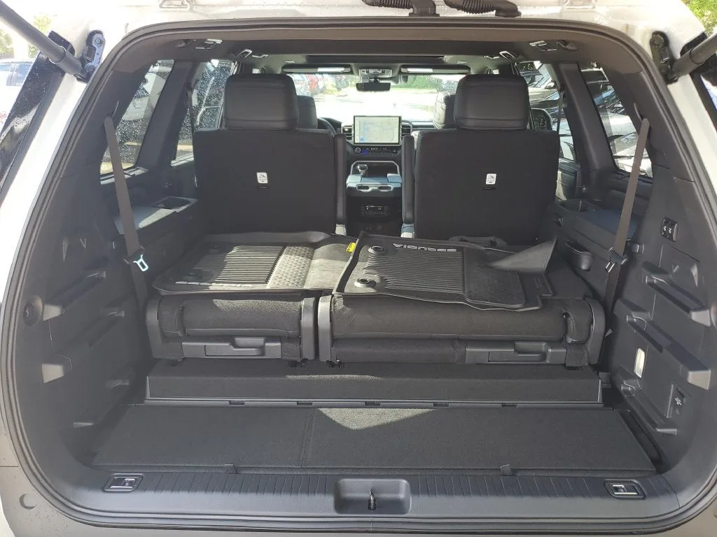 2026 Toyota Sequoia Platinum photo 9