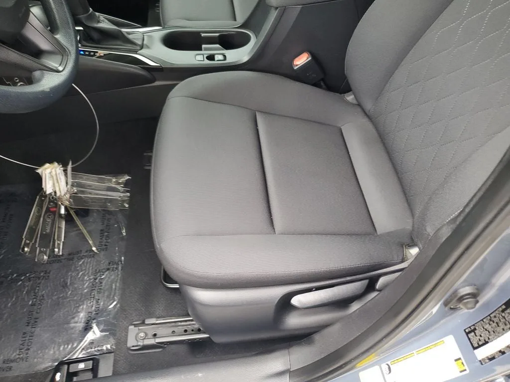 2024 Toyota Corolla LE photo 20