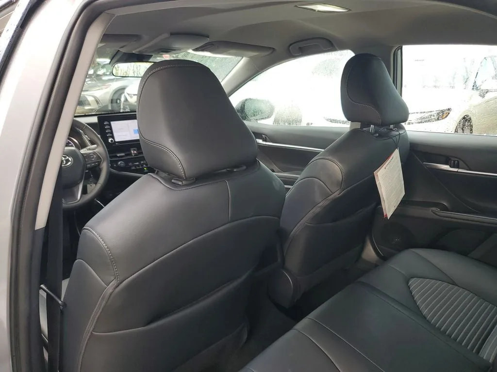 2024 Toyota Camry SE photo 13
