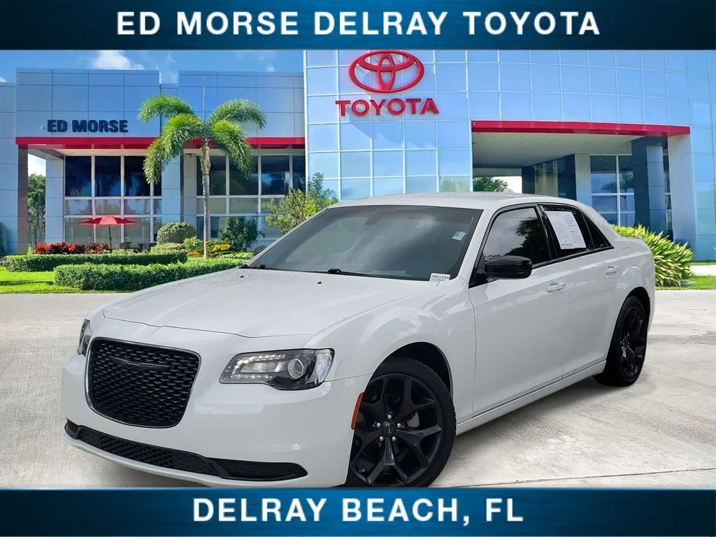 2023 Chrysler 300