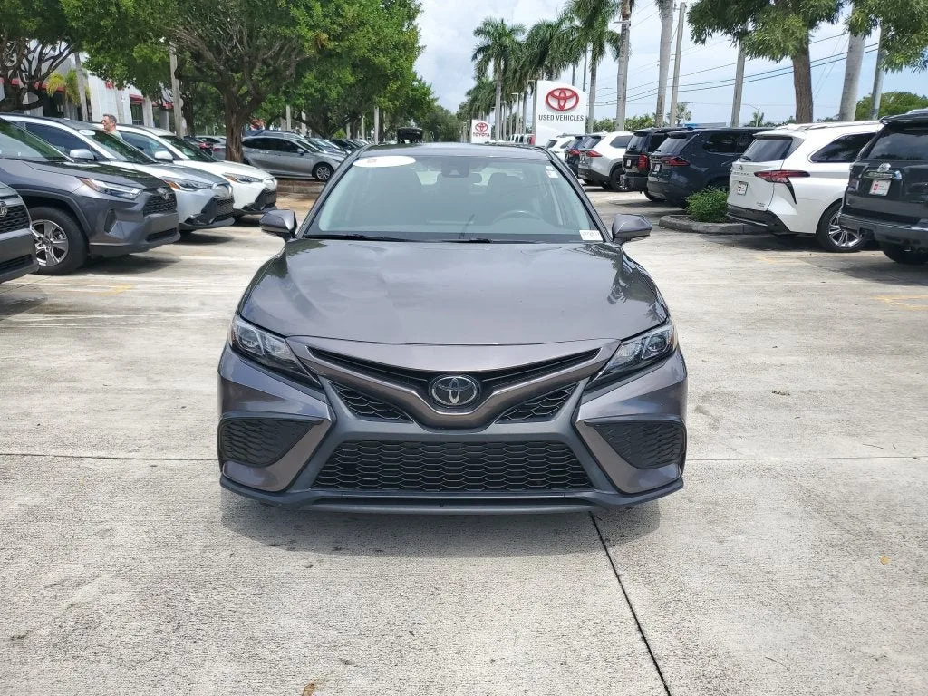 2024 Toyota Camry SE photo 2