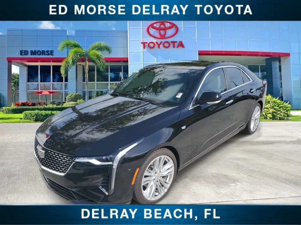 2022 Cadillac CT4
