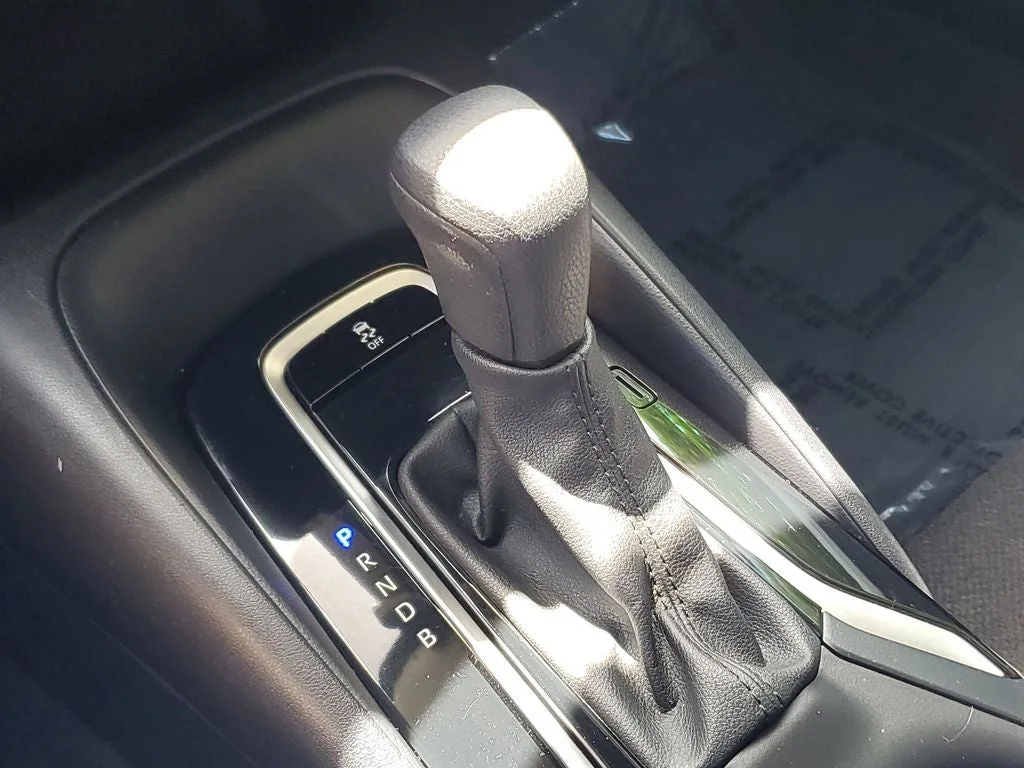2024 Toyota Corolla LE photo 29