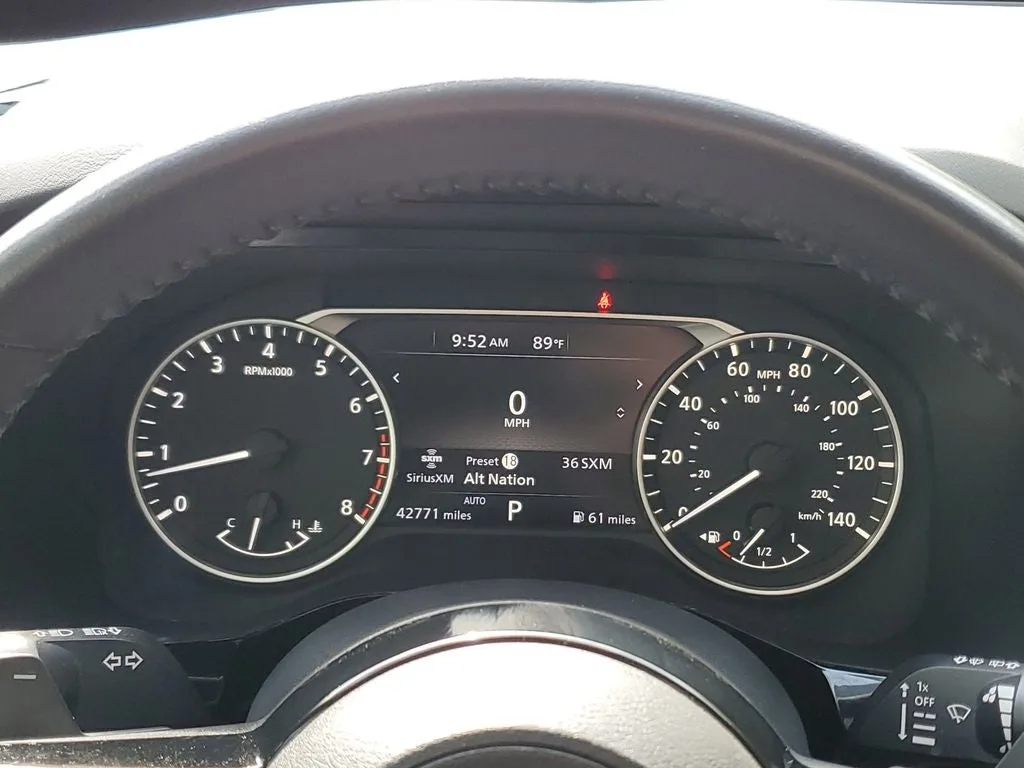 2022 Nissan Pathfinder SV photo 27