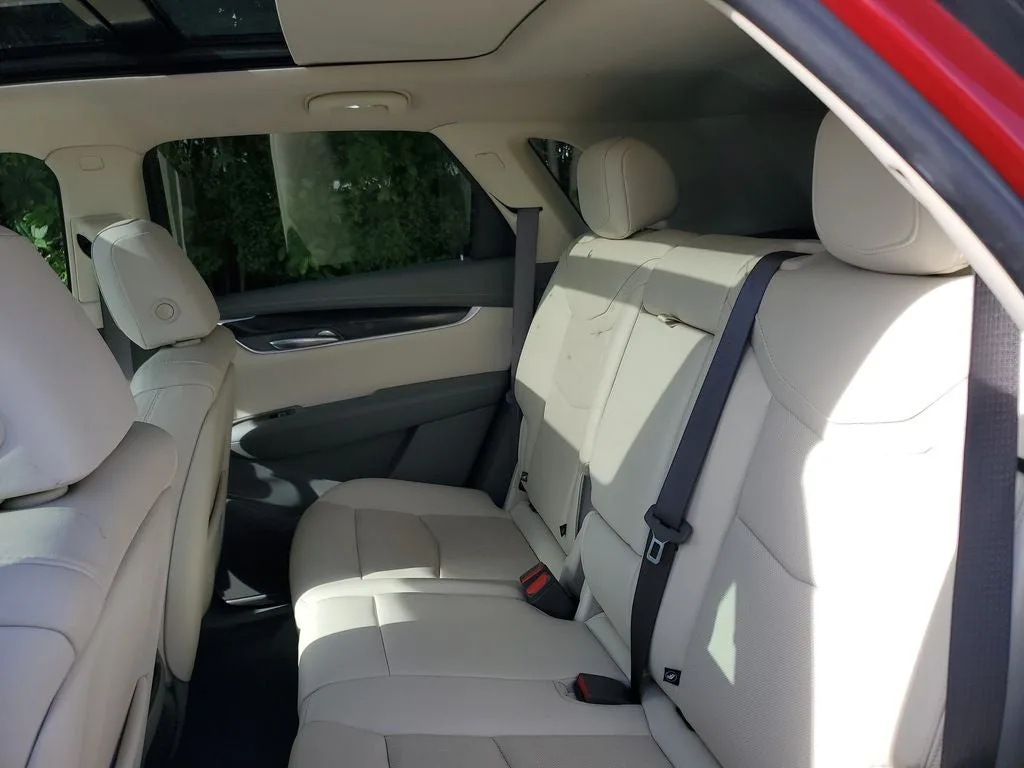 2020 Cadillac XT5 Premium Luxury photo 12