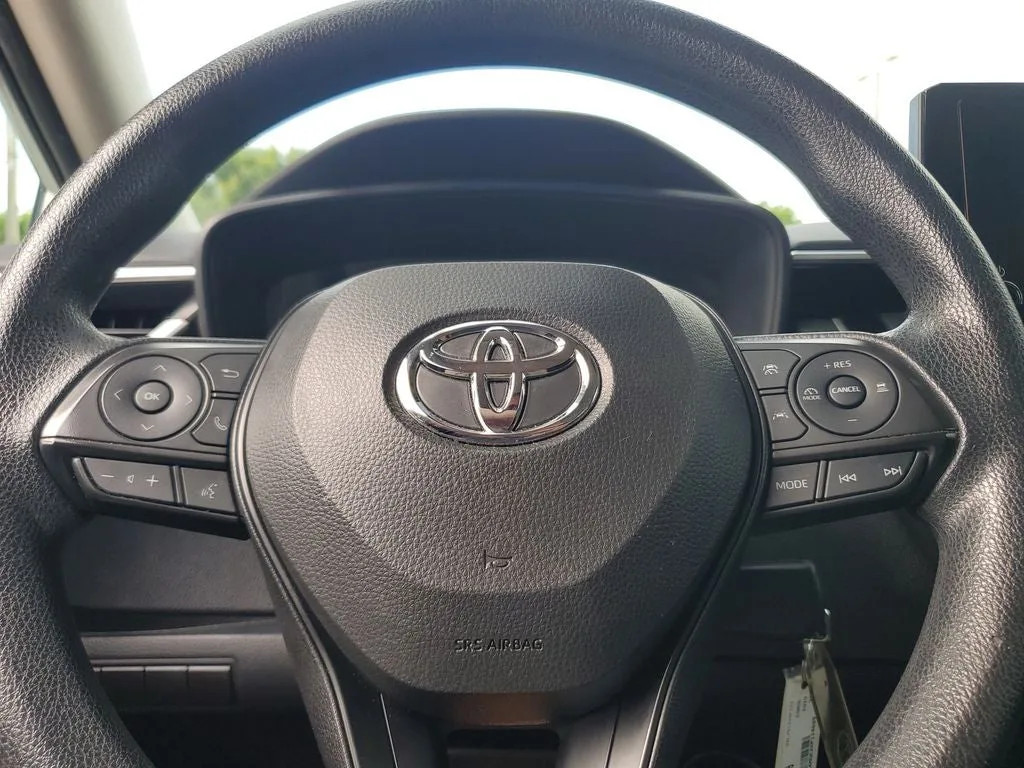 2024 Toyota Corolla LE photo 21