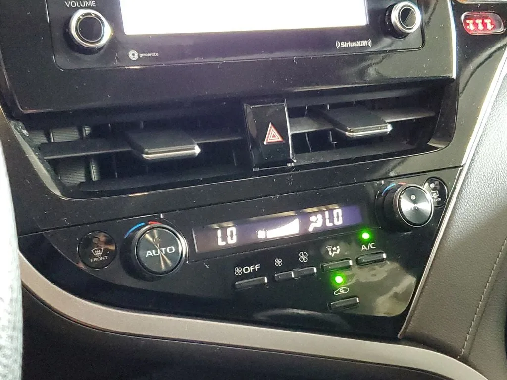 2023 Toyota Camry LE photo 27
